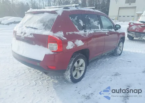 2011 Jeep Compass z USA, uszkodzony, nr VIN 1J4NF1FB7BD134139